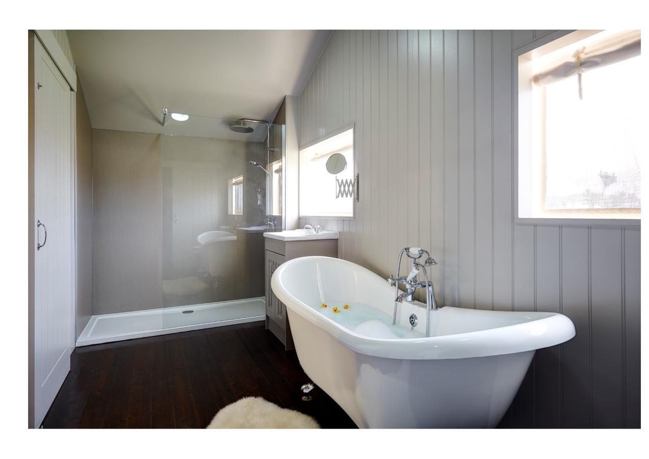Love2Stay Glamping Resort شروزبري المظهر الخارجي الصورة