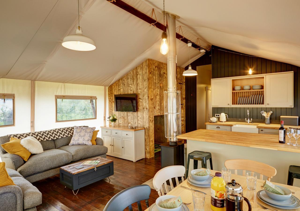 Love2Stay Glamping Resort شروزبري المظهر الخارجي الصورة