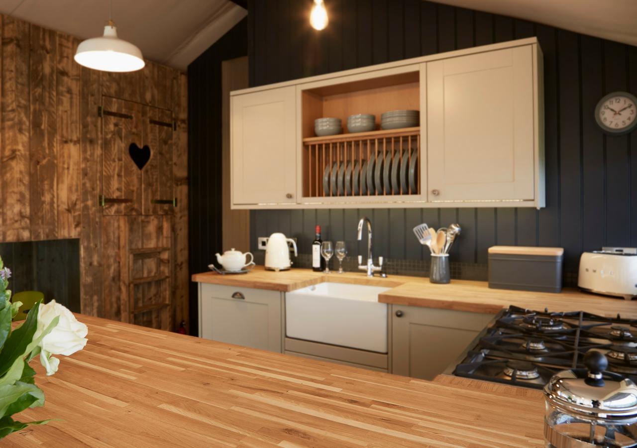 Love2Stay Glamping Resort شروزبري المظهر الخارجي الصورة